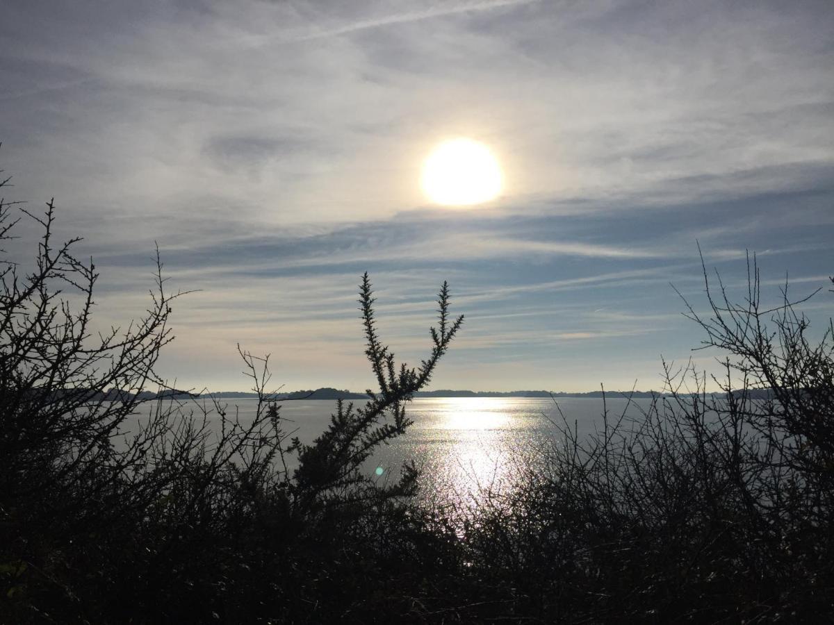 Maison Vue Mer Dans Le Golfe Du Morbihan บาดอง ภายนอก รูปภาพ